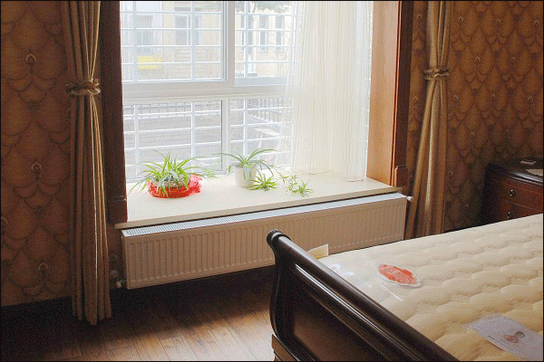 鋼板暖氣片安裝