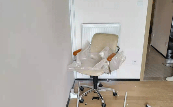 暖氣片移位改管