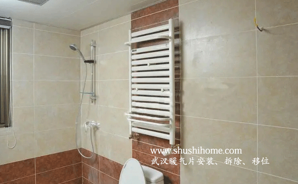 衛(wèi)生間暖氣片安裝